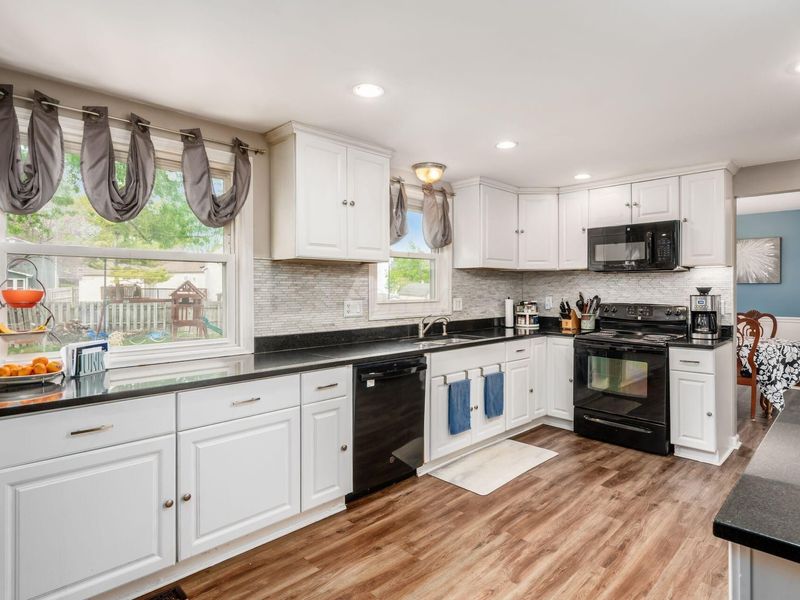 3454 Jillmarie Court, Columbus, OH 43221 Photo 5