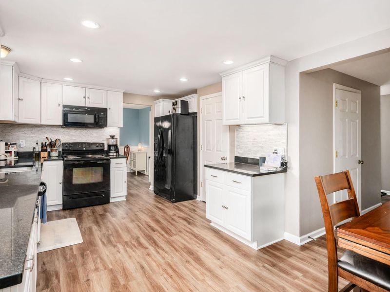 3454 Jillmarie Court, Columbus, OH 43221 Photo 6