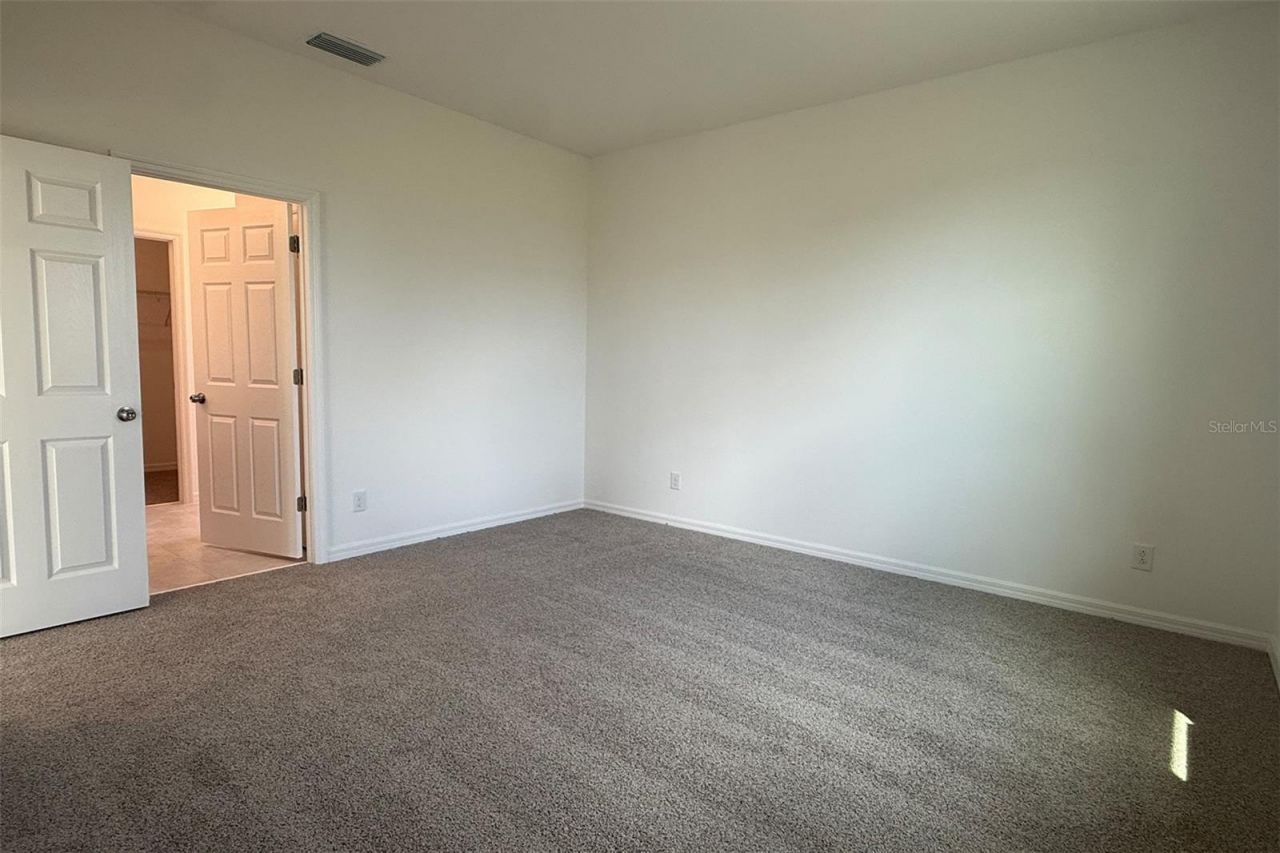 7171 Rolling Leaf Road , Groveland, FL 34736 Photo