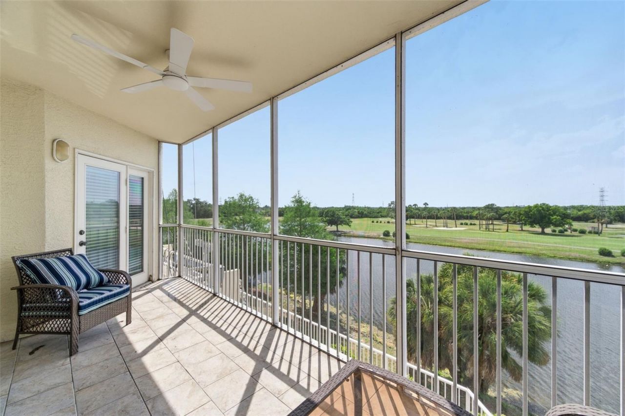 1200 Country Club Drive, Unit 1206, Largo, FL 33771 Photo