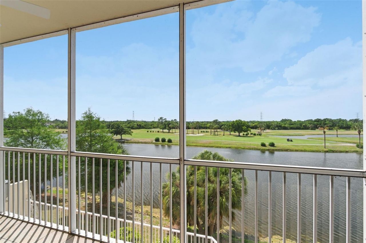 1200 Country Club Drive, Unit 1206, Largo, FL 33771 Photo
