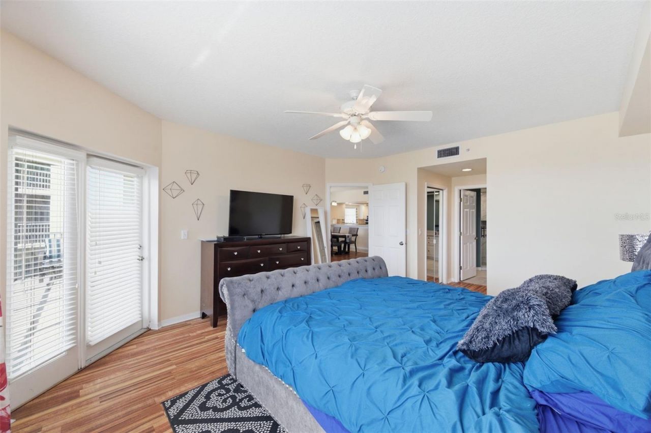 1200 Country Club Drive, Unit 1206, Largo, FL 33771 Photo