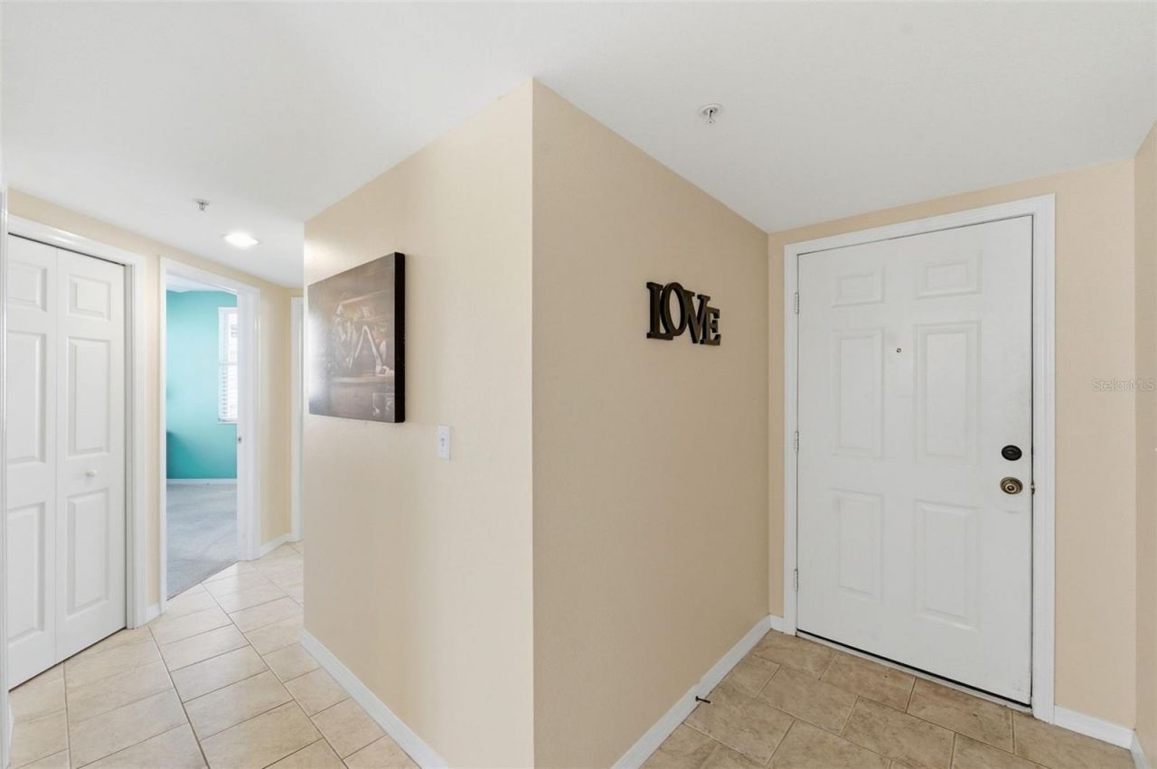1200 Country Club Drive, Unit 1206, Largo, FL 33771 Photo