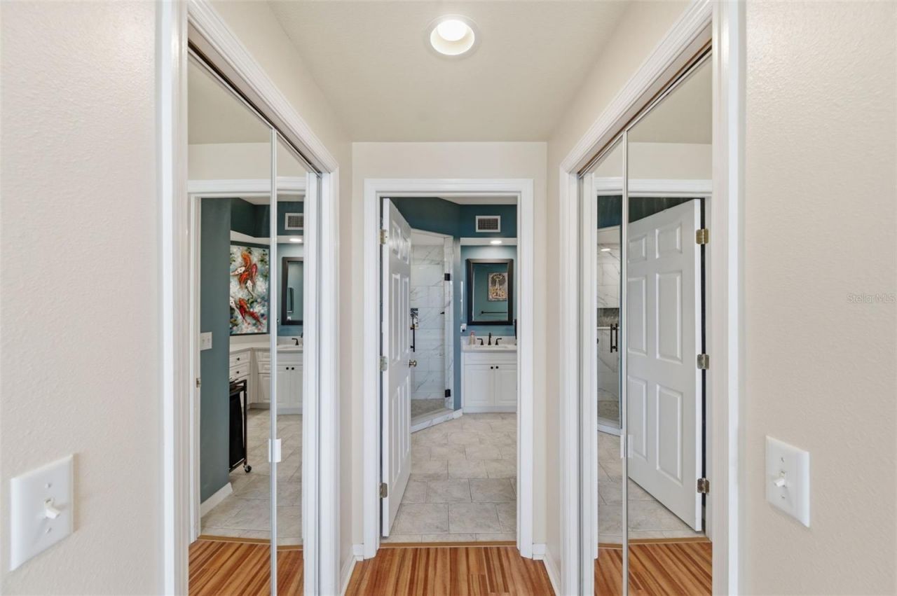 1200 Country Club Drive, Unit 1206, Largo, FL 33771 Photo