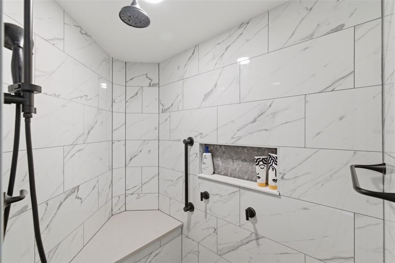 1200 Country Club Drive, Unit 1206, Largo, FL 33771 Photo