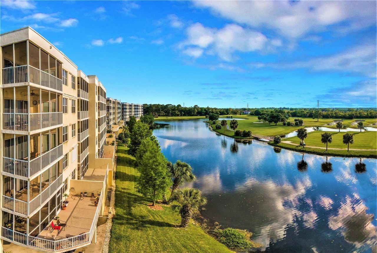 1200 Country Club Drive, Unit 1206, Largo, FL 33771 Photo