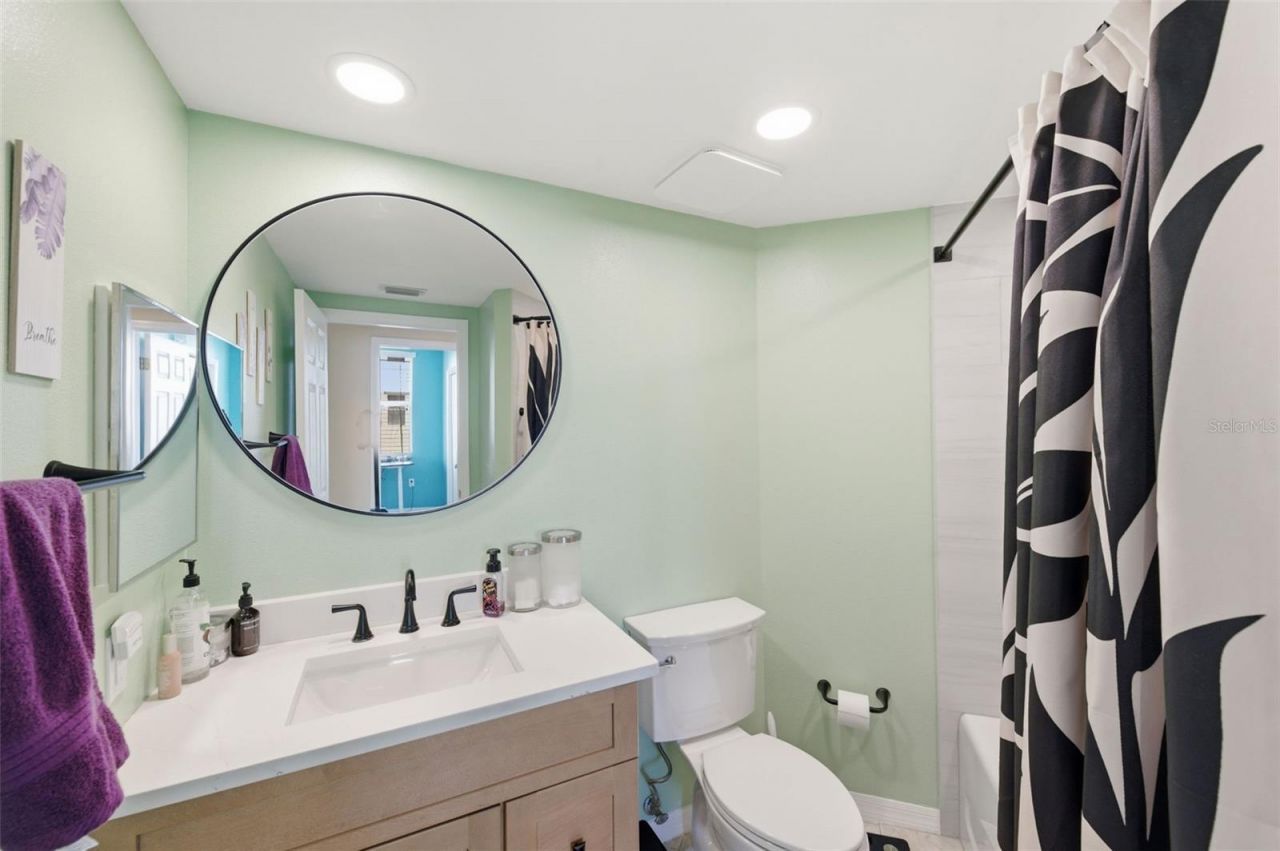 1200 Country Club Drive, Unit 1206, Largo, FL 33771 Photo