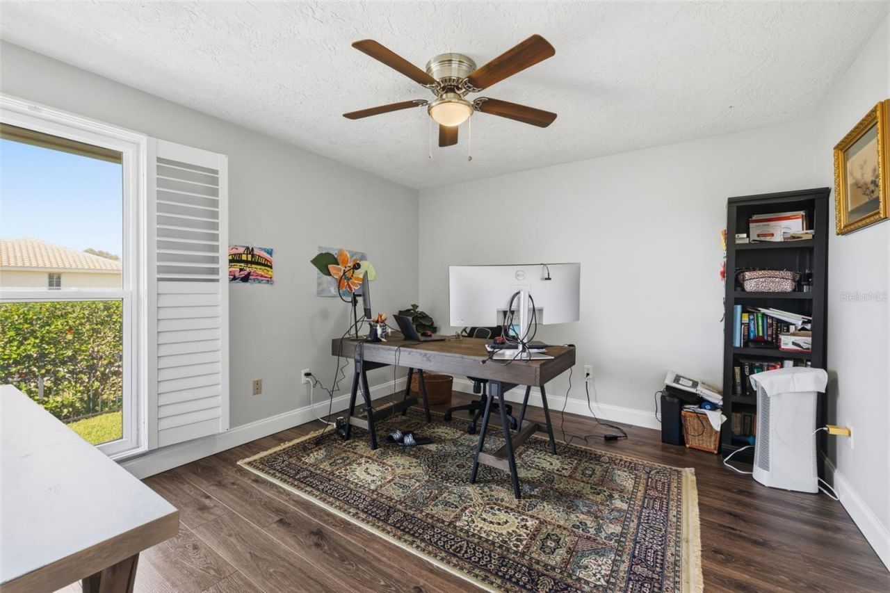 1997 Hawaii Avenue Ne, Saint Petersburg, FL 33703 Photo