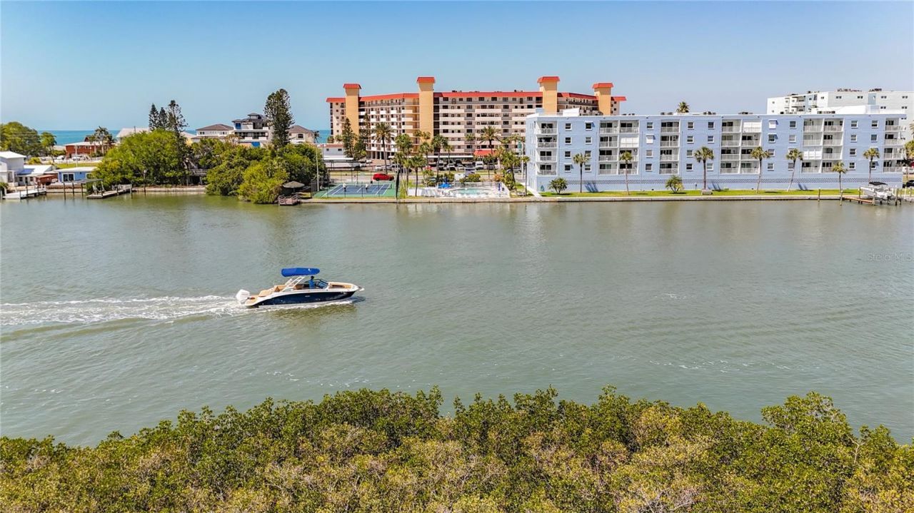 18304 Gulf Boulevard, Unit 505, Redington Shores, FL 33708 Photo