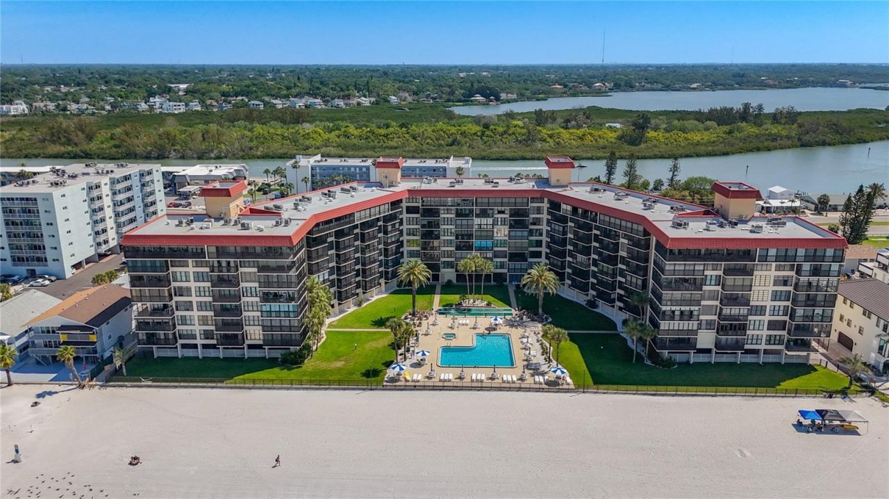 18304 Gulf Boulevard, Unit 505, Redington Shores, FL 33708 Photo