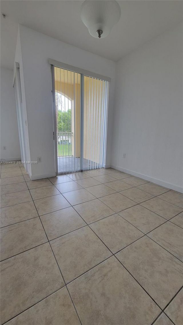 10012 NW 7th St , Unit 209, Miami, FL 33172 Photo