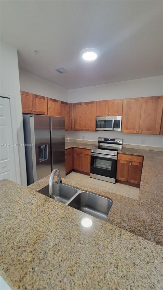 10012 NW 7th St , Unit 209, Miami, FL 33172 Photo