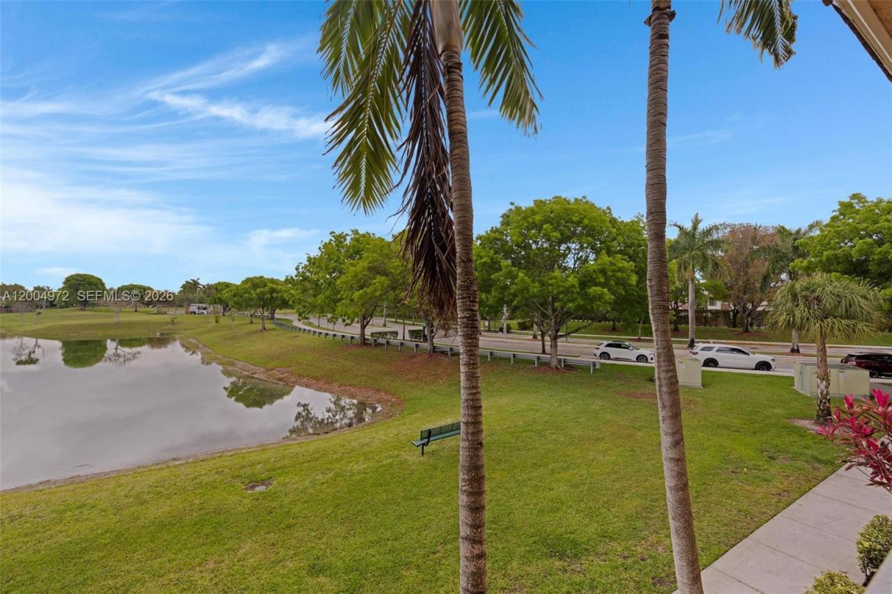 10012 NW 7th St, Unit 209, Miami, FL 33172 Photo