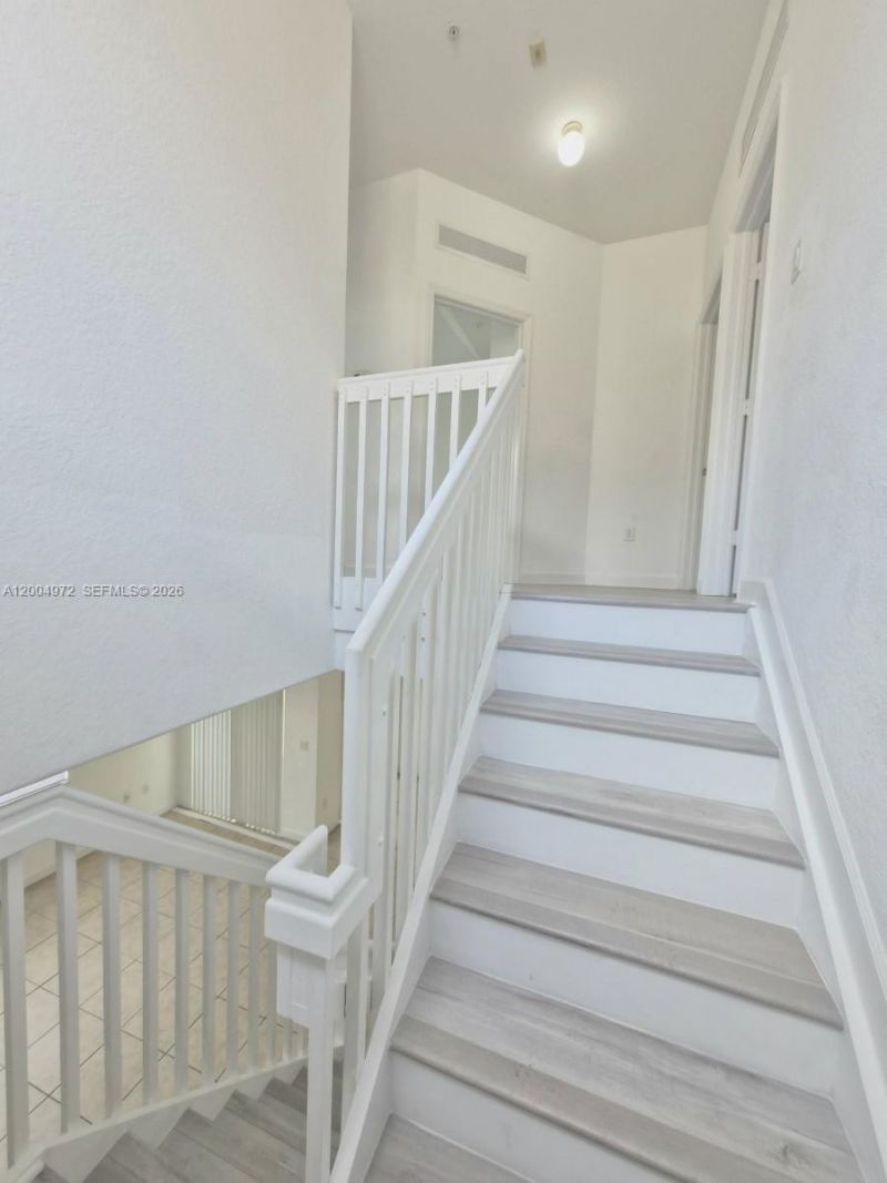 10012 NW 7th St, Unit 209, Miami, FL 33172 Photo
