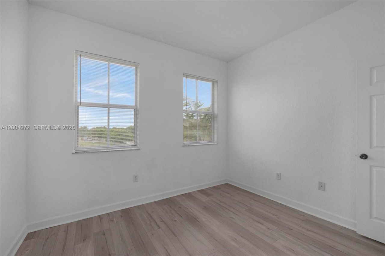 10012 NW 7th St , Unit 209, Miami, FL 33172 Photo