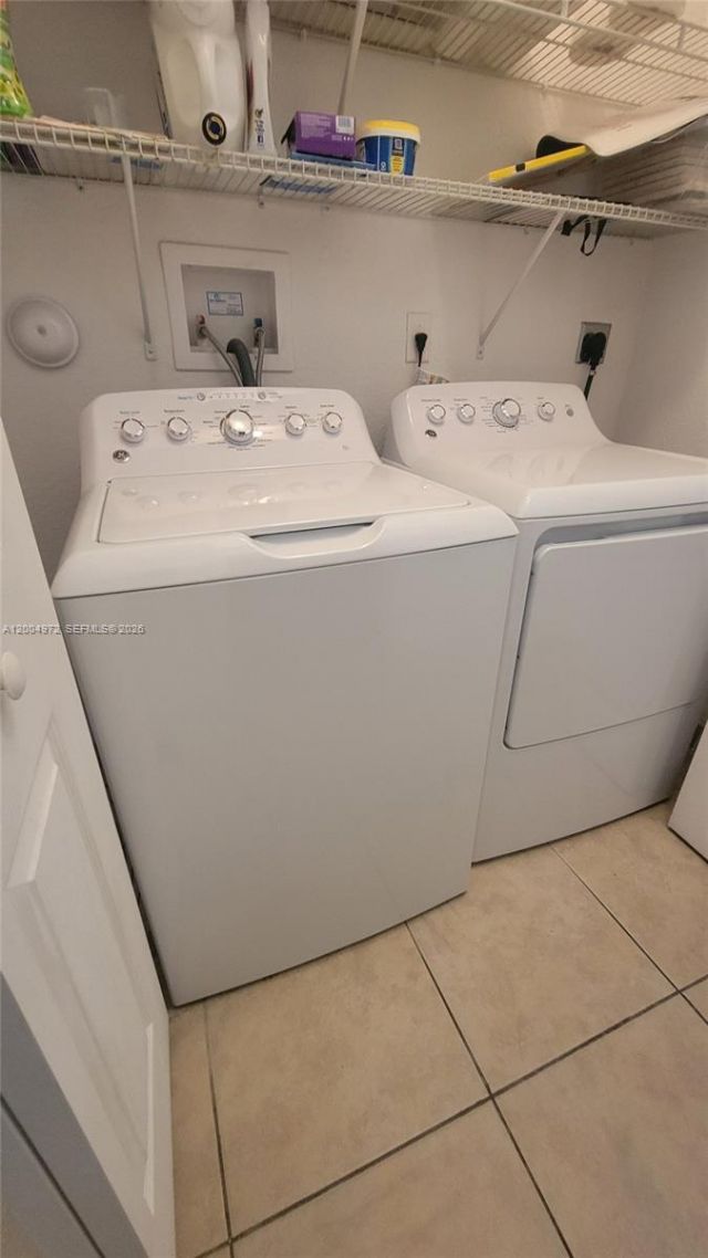 10012 NW 7th St , Unit 209, Miami, FL 33172 Photo
