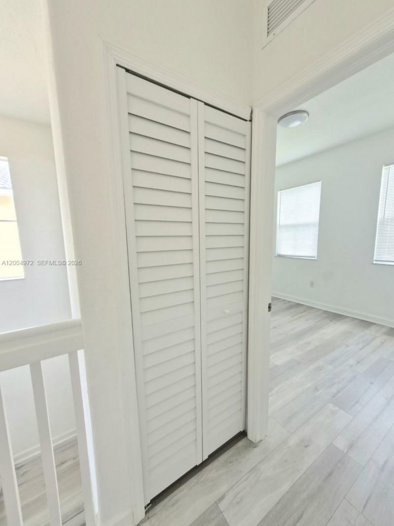 10012 NW 7th St, Unit 209, Miami, FL 33172 Photo