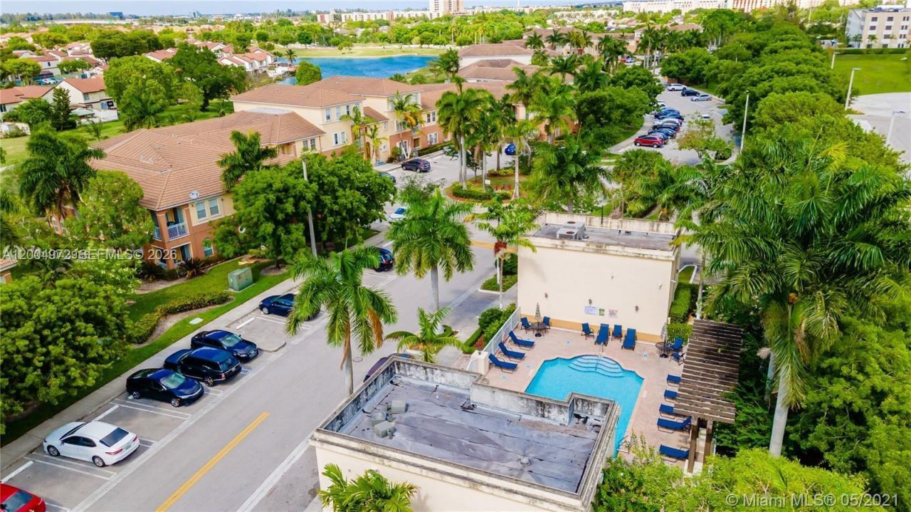 10012 NW 7th St, Unit 209, Miami, FL 33172 Photo