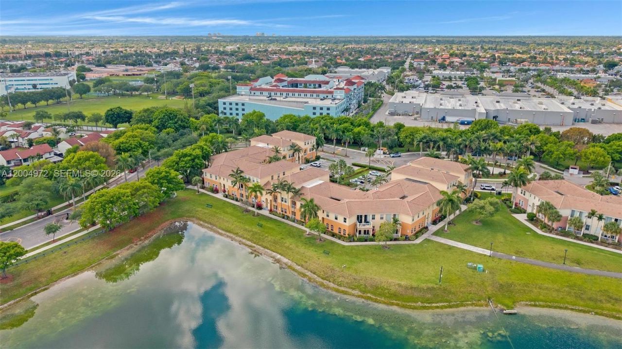10012 NW 7th St, Unit 209, Miami, FL 33172 Photo