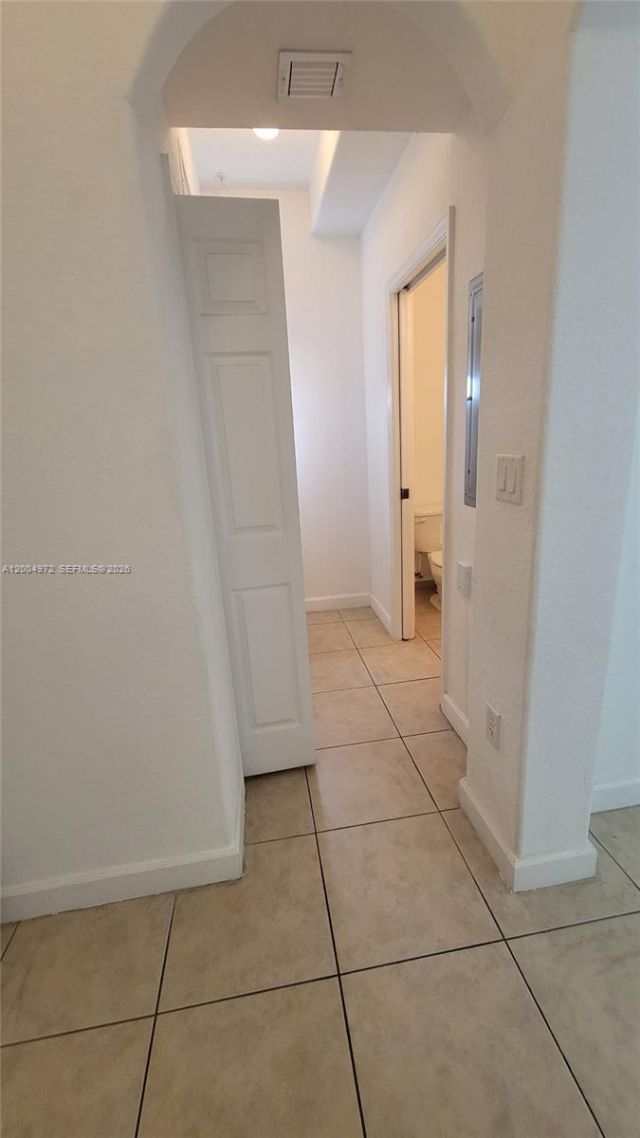 10012 NW 7th St , Unit 209, Miami, FL 33172 Photo
