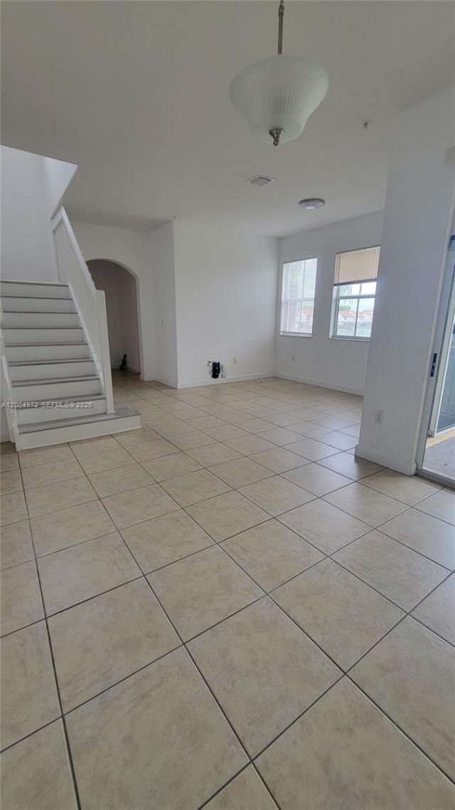 10012 NW 7th St , Unit 209, Miami, FL 33172 Photo