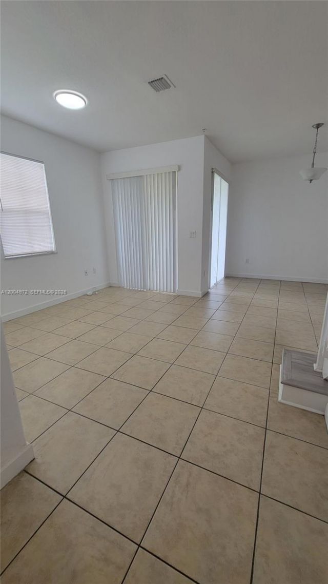 10012 NW 7th St , Unit 209, Miami, FL 33172 Photo