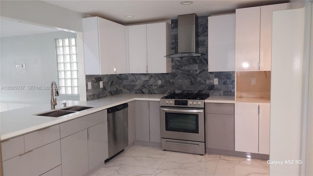 14631 SW 122nd Pl, Unit 14631, Miami, FL 33186 Photo