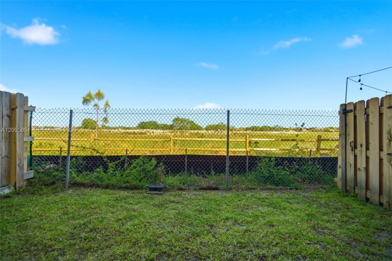 2750 NW 80th Ave , Sunrise, FL 33322 Photo