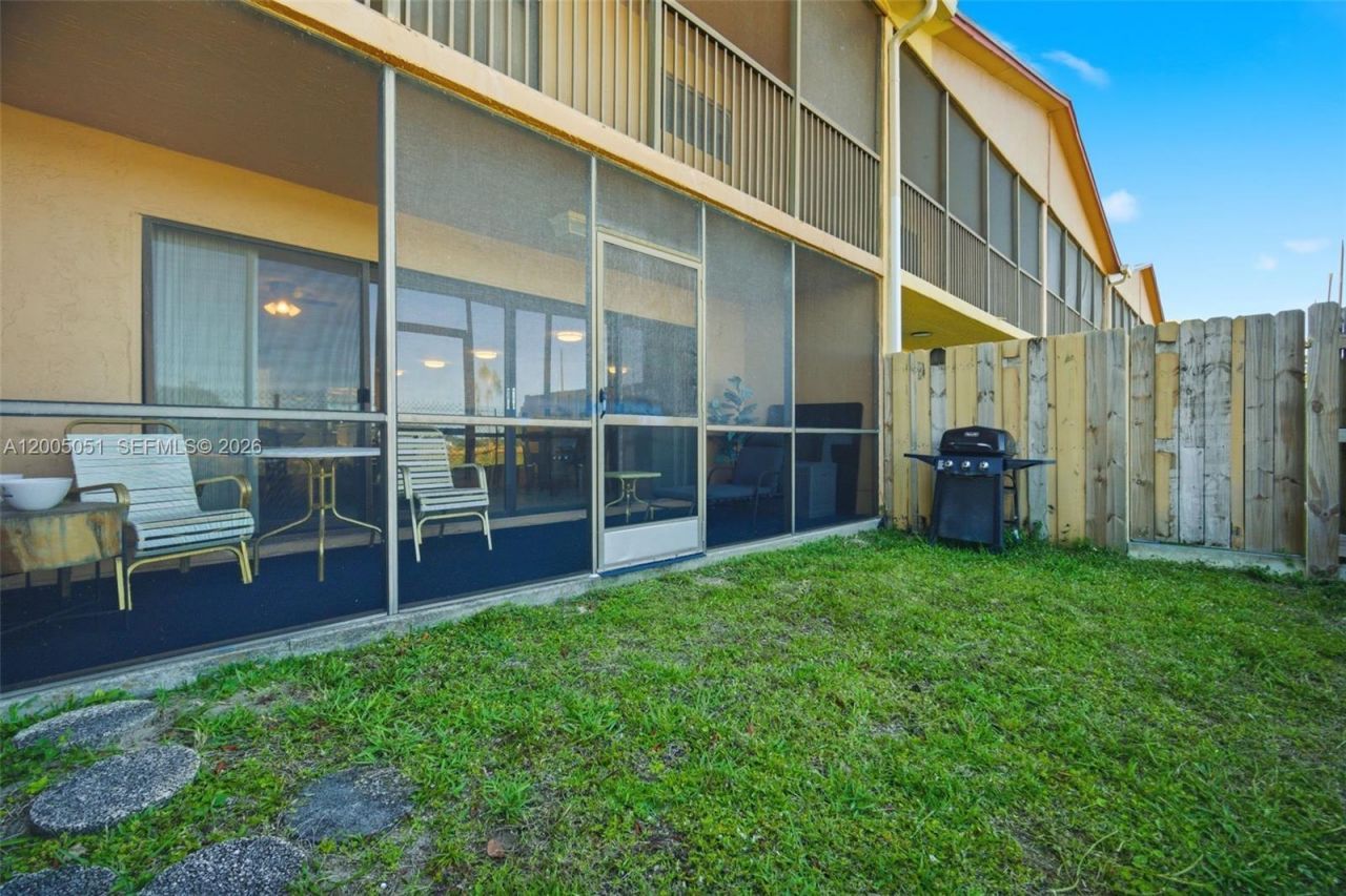 2750 NW 80th Ave , Sunrise, FL 33322 Photo
