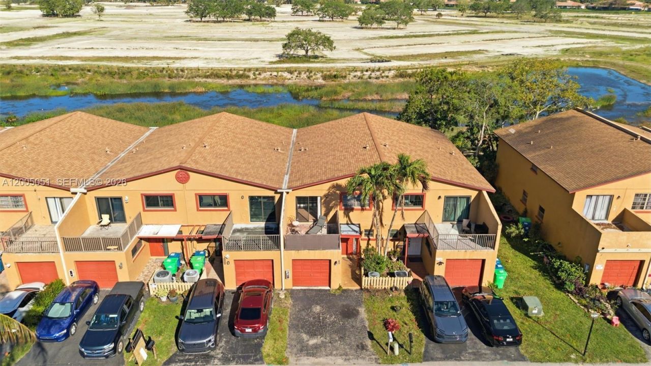 2750 NW 80th Ave , Sunrise, FL 33322 Photo