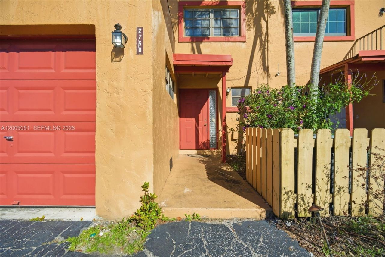 2750 NW 80th Ave , Sunrise, FL 33322 Photo