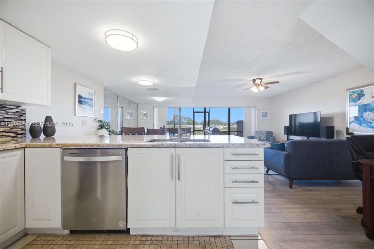 2750 NW 80th Ave , Sunrise, FL 33322 Photo