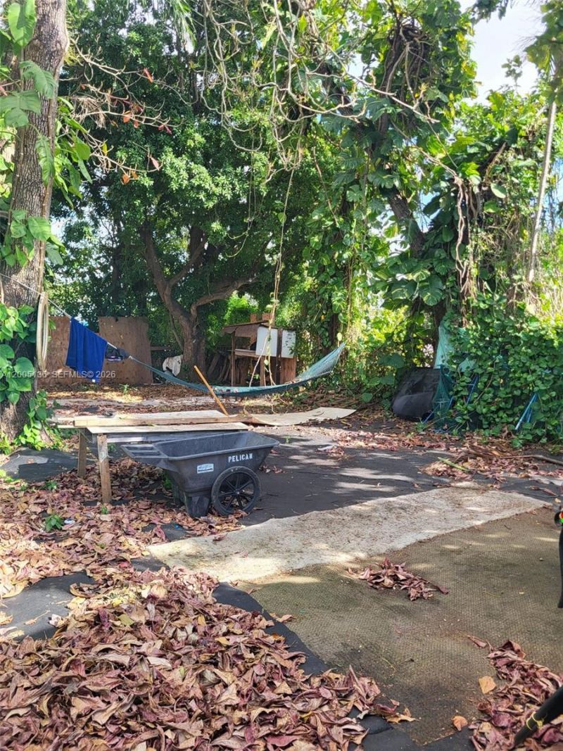 7051 NW 21st Ave , Miami, FL 33147 Photo