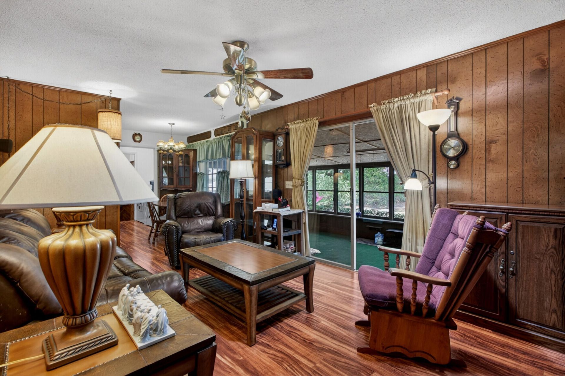 109 Two Wood Court Photo 10