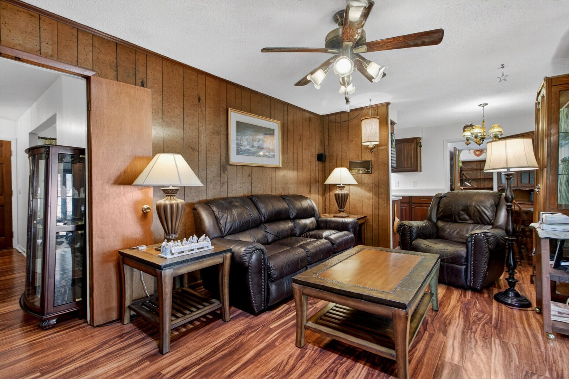 109 Two Wood Court Photo 11