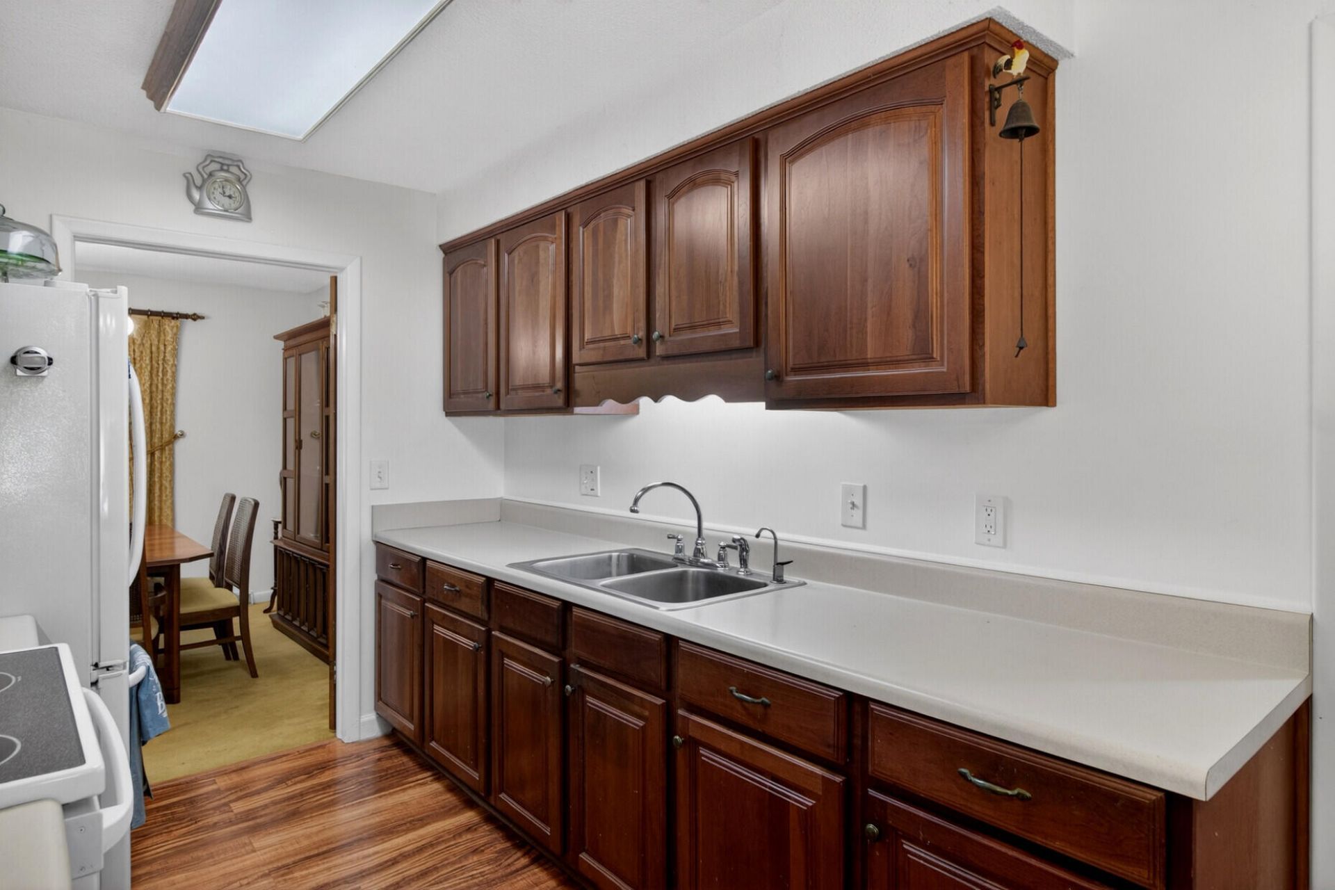 109 Two Wood Court Photo 13