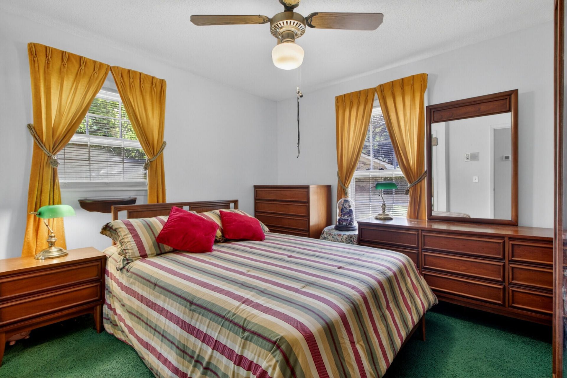 109 Two Wood Court Photo 19