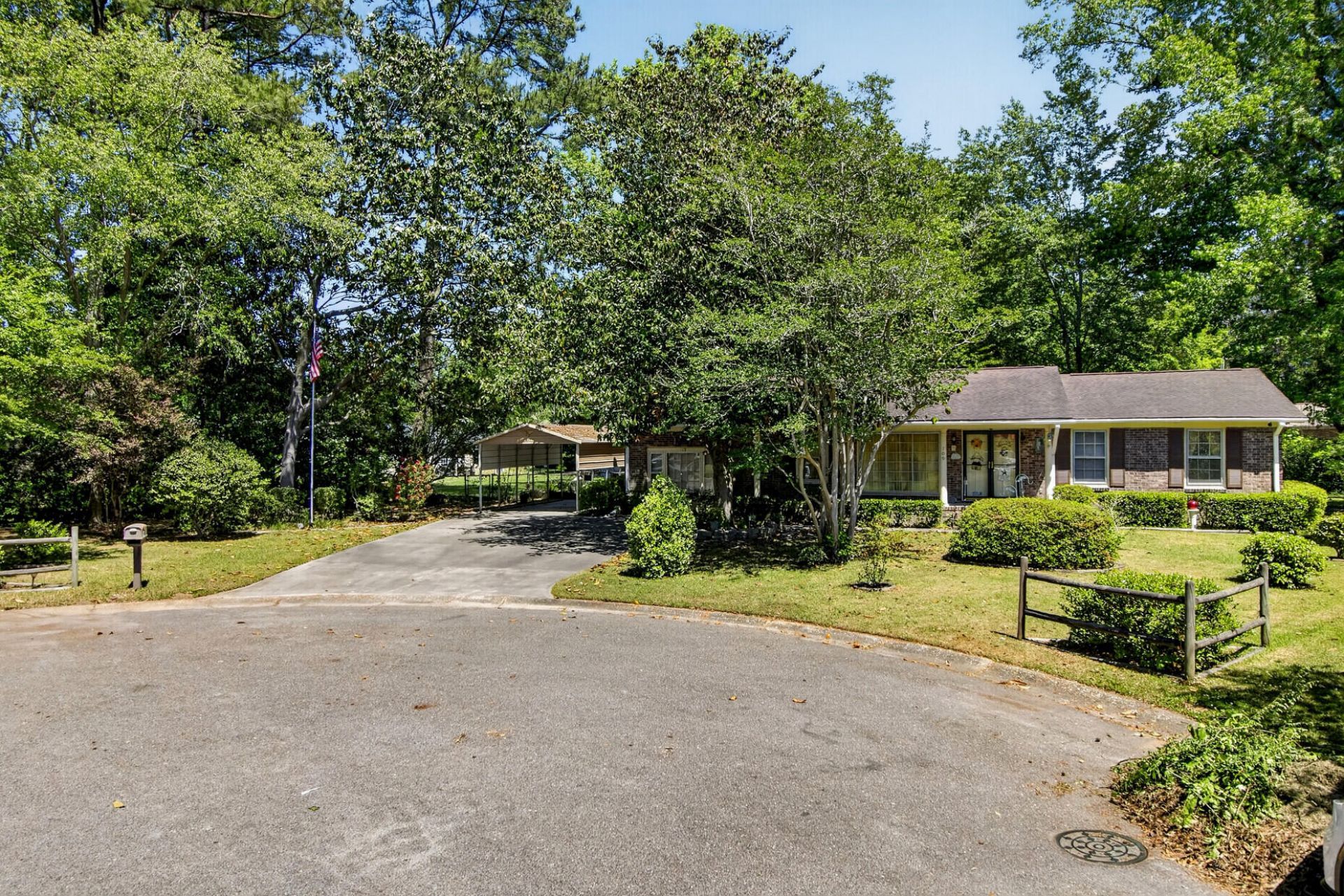 109 Two Wood Court Photo 37