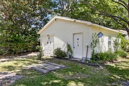 109 Two Wood Court photo 4