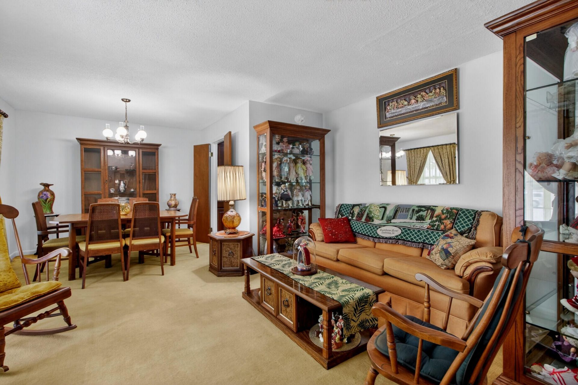 109 Two Wood Court Photo 6