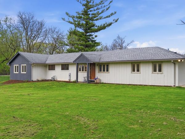 25848 W Scott Road , North Barrington, IL 60010