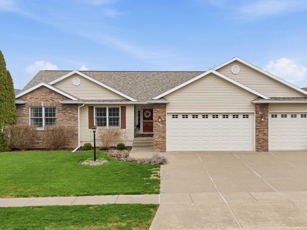 617 N Street Circle , Princeton, IA 52768