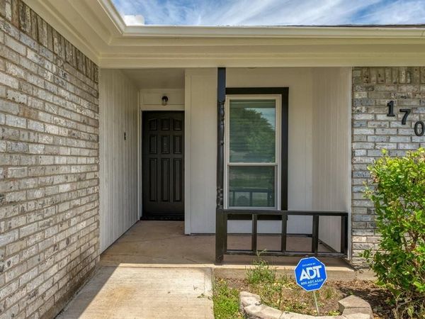1700 Willow Vale Drive , Fort Worth, TX 76134