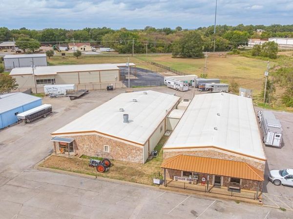 1200 S Highway 377, Pilot Point, TX 76258