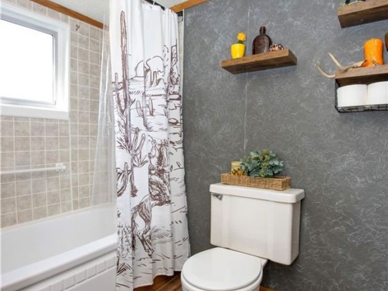 9916 Chatham Road, Spencer, OH 44275 Photo 12