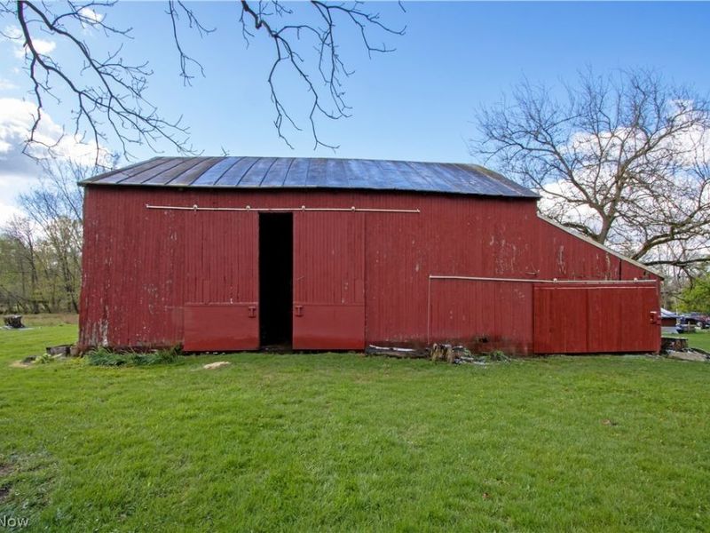 9916 Chatham Road, Spencer, OH 44275 Photo 4