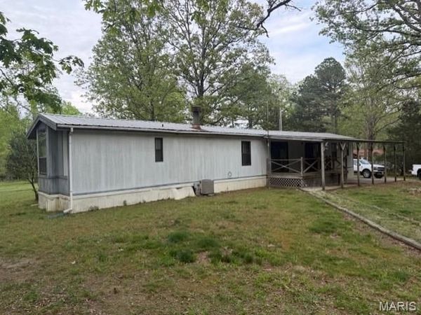 521 Wayne 523 , Wappapello, MO 63966