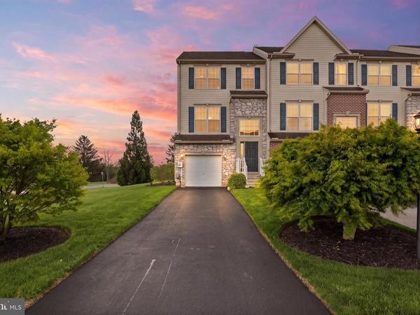 1200 KNOB RUN RUN, YORK, PA 17408