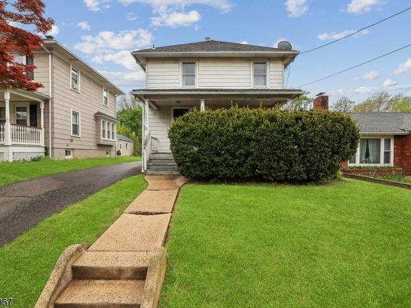 164 E High St, Somerville, NJ 08876