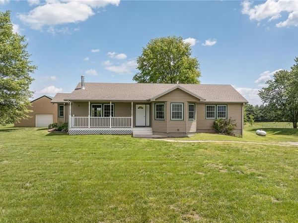 3111 SW Lane Road, St Joseph, MO 64504